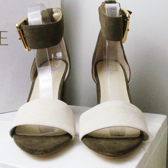 RAYE Leia taupe 9.5 strappy block heel sandals shoes heels suede buckle - Picture 4 of 9